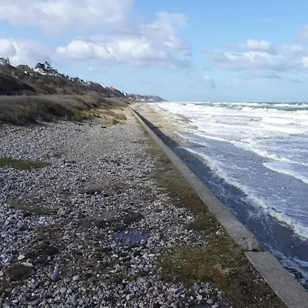 6 Person In Vejby-by Traum